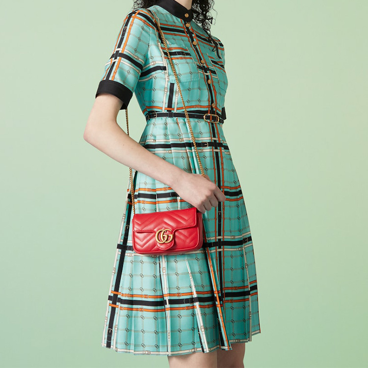 Женская сумка Gucci GG Marmont (красная) — фото 12
