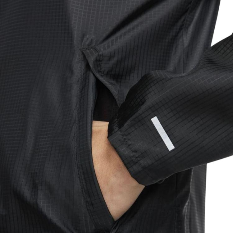Мужская куртка Nike Windrunner (черная) — фото 4