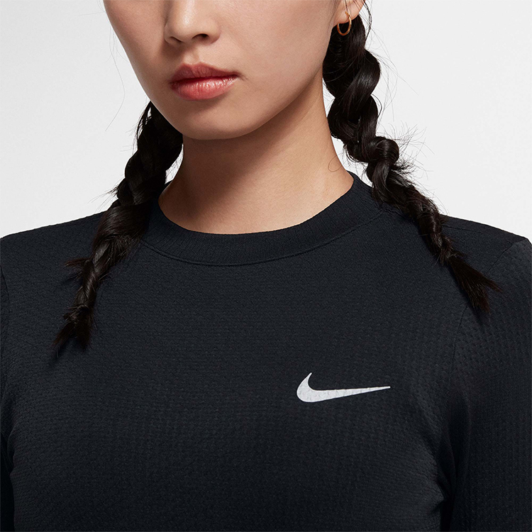 Женские футболка Nike Dri-fit Miler (черная) — фото 3