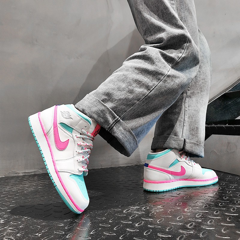 Jordan Air Jordan 1 Mid Digital Pink GS