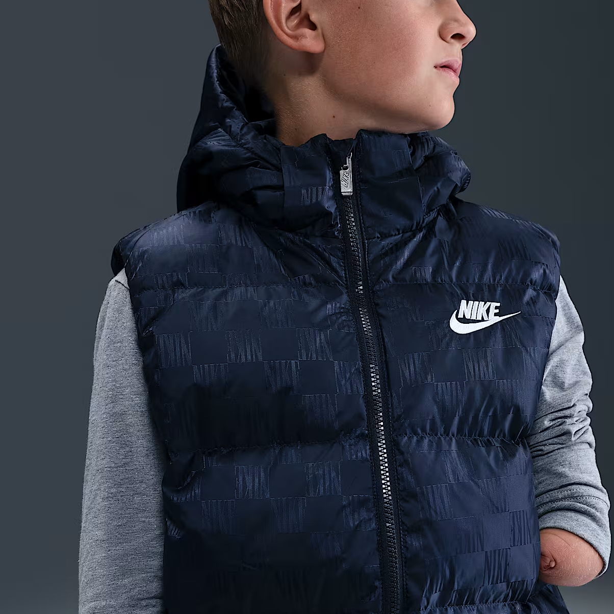 Детский жилет Nike (черный) — фото 2