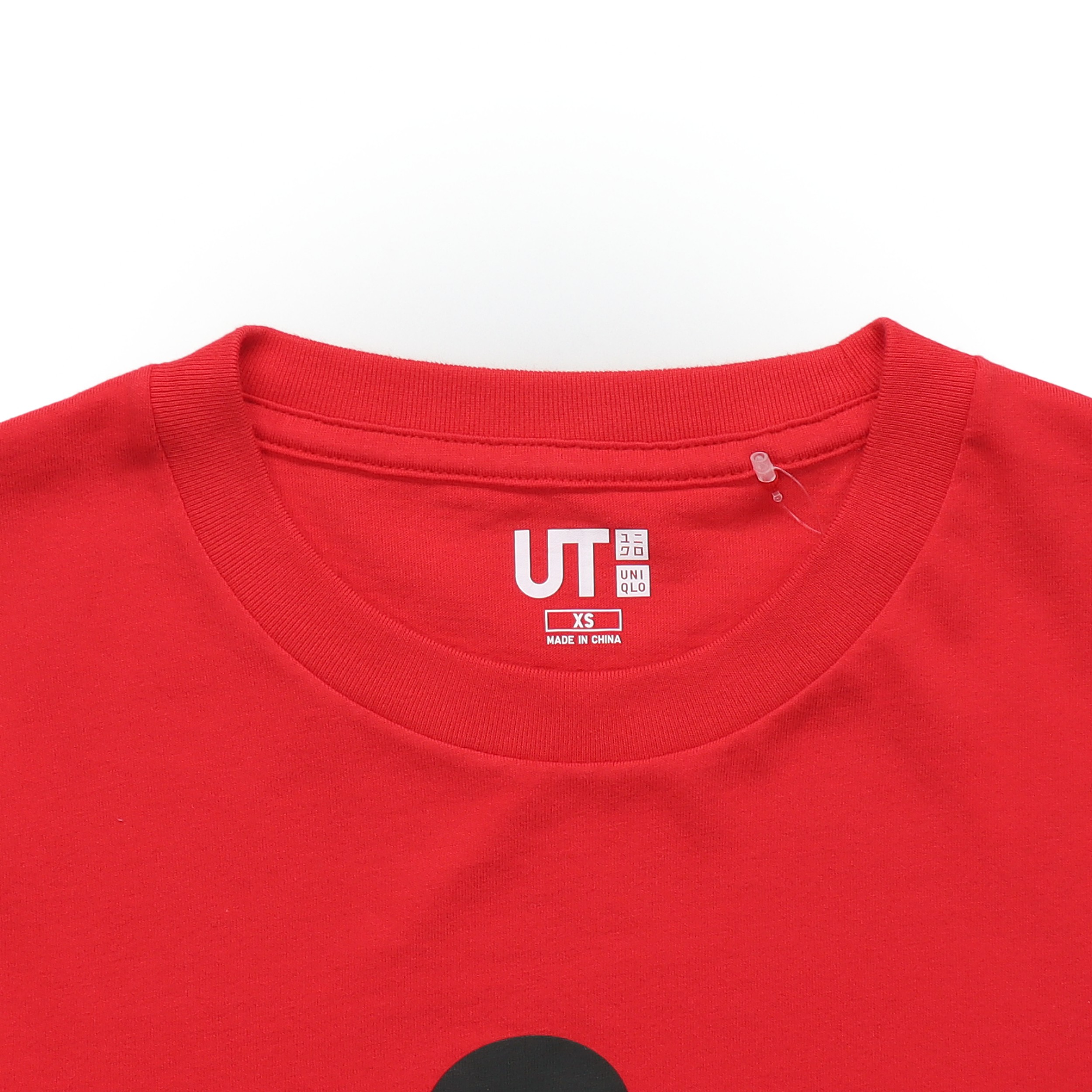 Футболка UNIQLO x Disney (красная) — фото 4