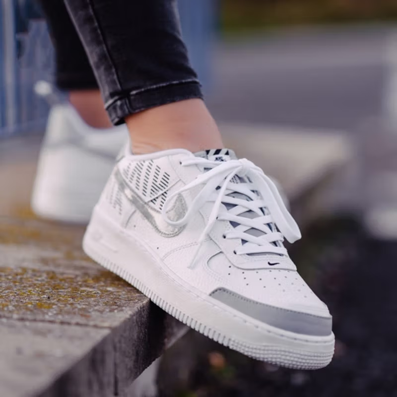 Кеды Nike NikeAir Force 1 GS (серыйбелый) — фото 3