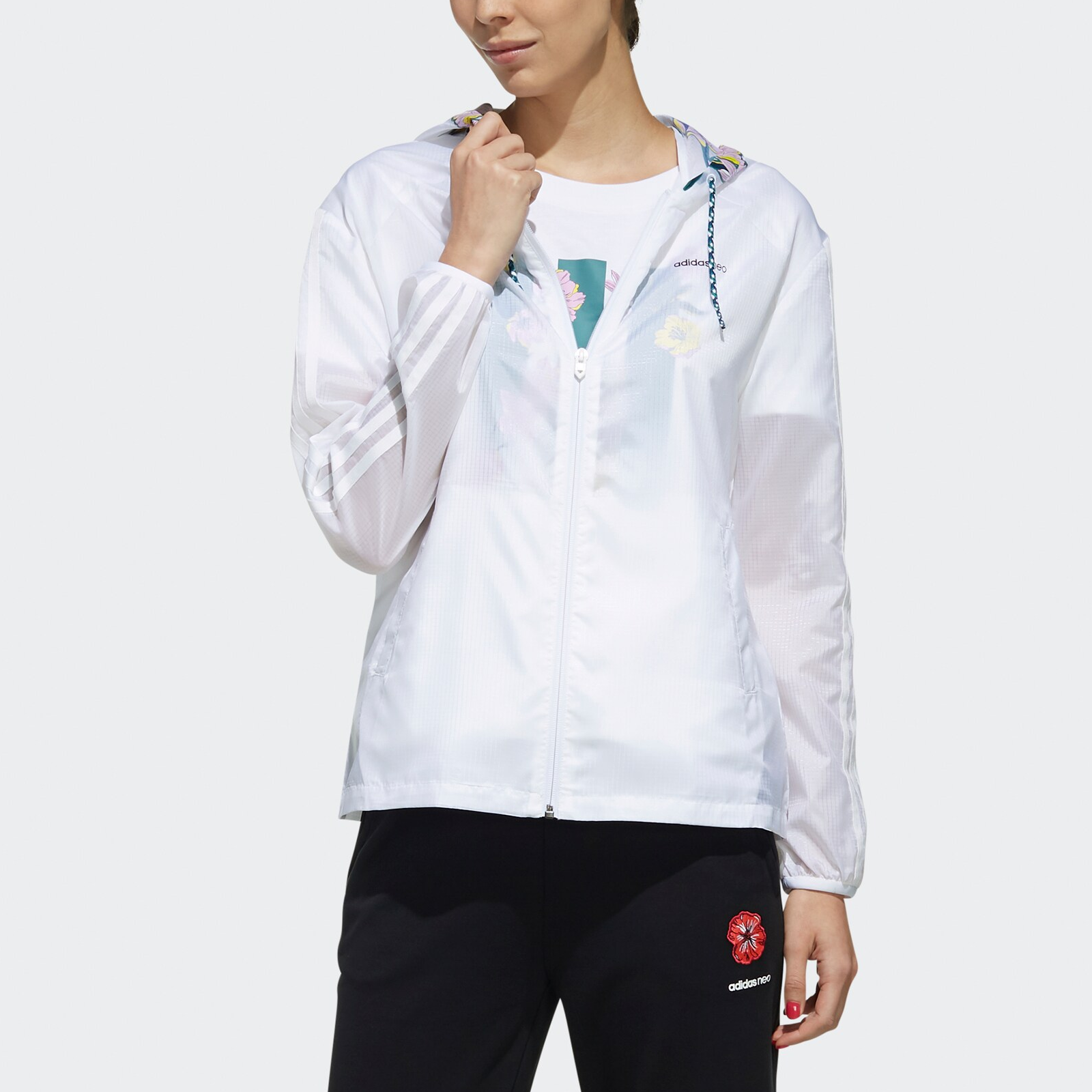 Женская куртка adidas neo (белая) — фото 3