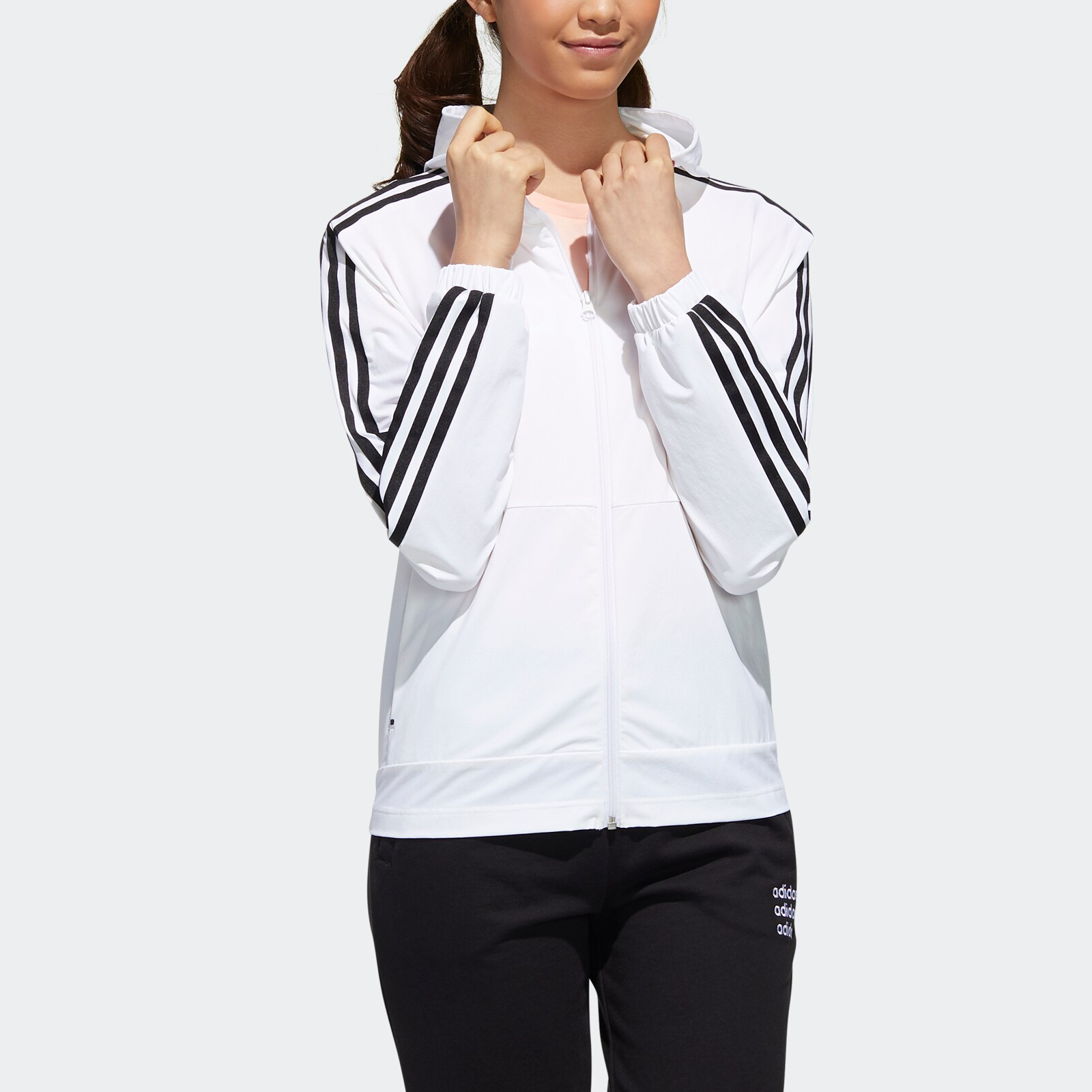 Женская куртка adidas neo (белая) — фото 3
