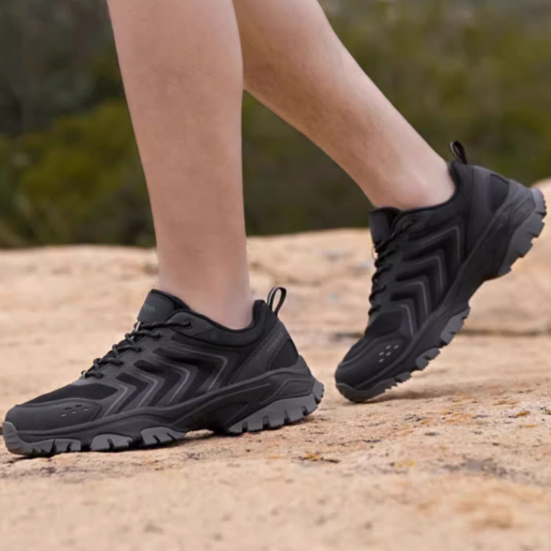 TOREAD Cushioning Slip Resistant Low top Outdoor Shoes Men’s Black
