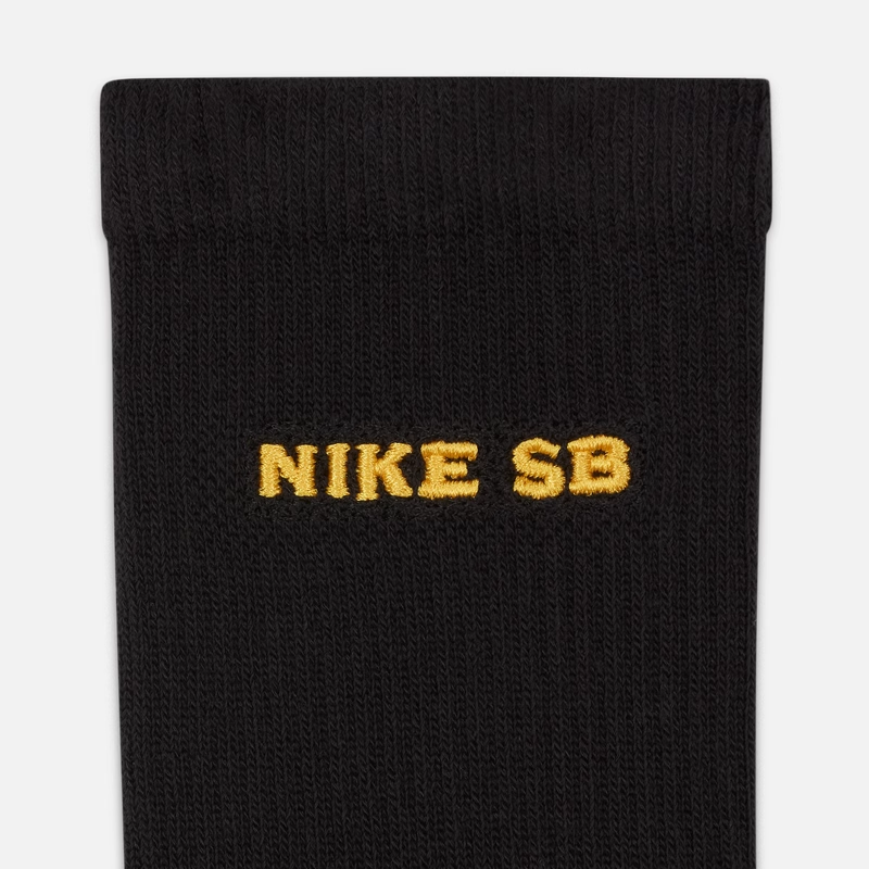 Nike Crew Socks Unisex 3 Pack Black/Red/White