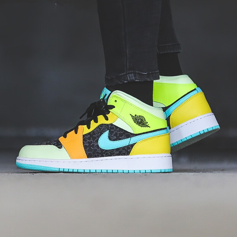 Jordan Air Jordan 1 Mid SE GS