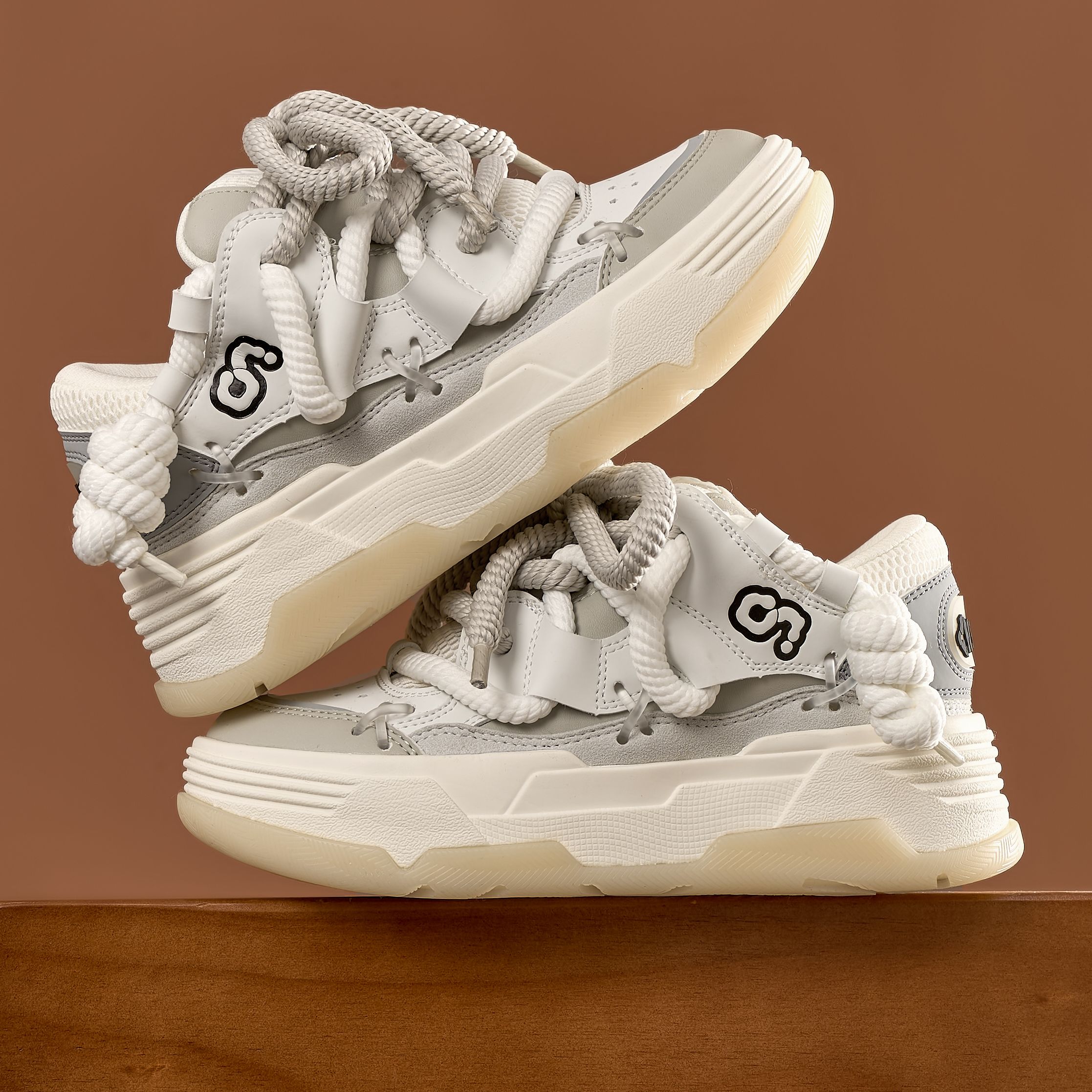 CN Skate Height Increasing 5CM Coverage Balance Lightweight Low top Skateboard Shoes Unisex White Gray