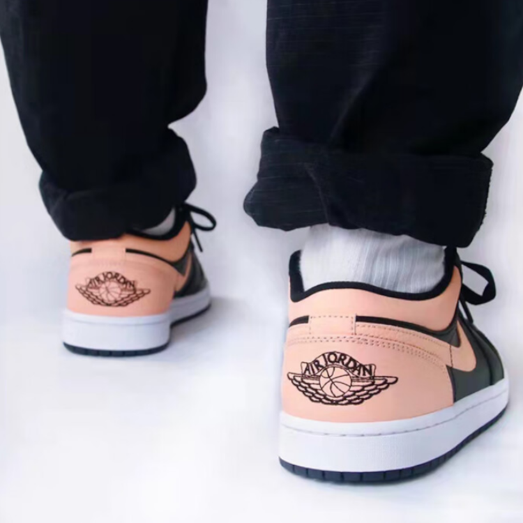 Jordan Air Jordan 1 Low "Crimson Tint " GS