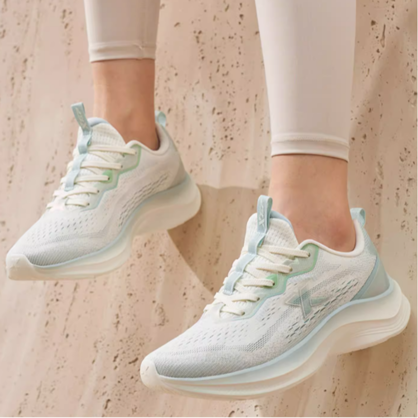 XTEP Cushioning Lightweight Low top Running Shoes Women’s White Green