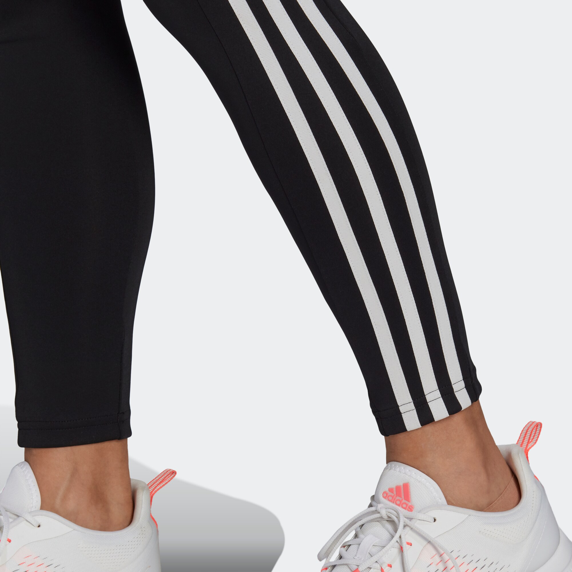 Женские штаны adidas (черные) — фото 5