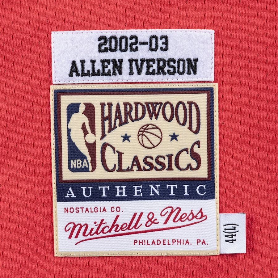 Mitchell Ness Authentic 76ERS 02-03 Allen Iverson «Victory » jersey