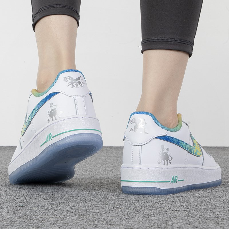 Nike Air Force 1 Low LV8