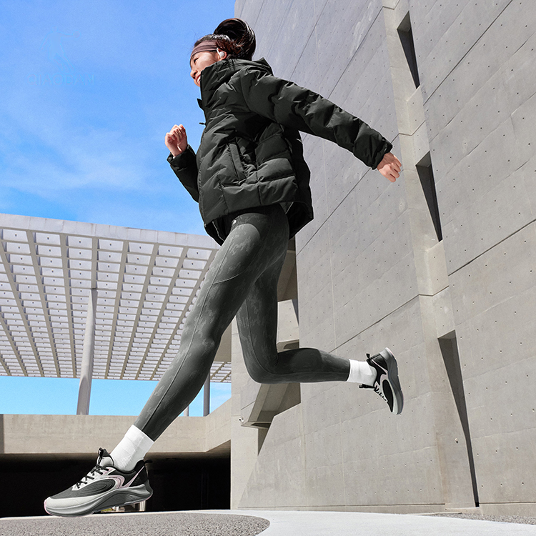 QIAODAN Comfortable And Trendy Slip Resistant Abrasion Resistant Slip Resistant Abrasion Resistant Low top Casual