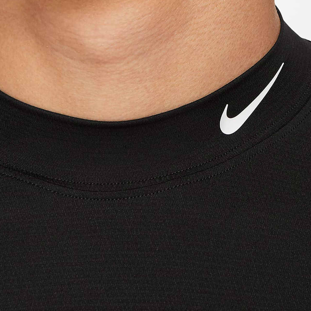 Мужская футболка Nike Dri-FIT Uv Vapor (черный) — фото 4