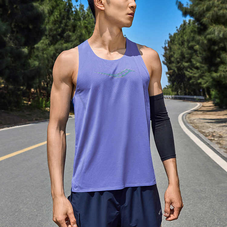 Saucony Running Tank Top Men’s Raspberry Purple