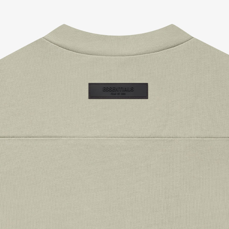 Женская футболка Fear of God Essentials SS22 (серо-зеленая) — фото 4