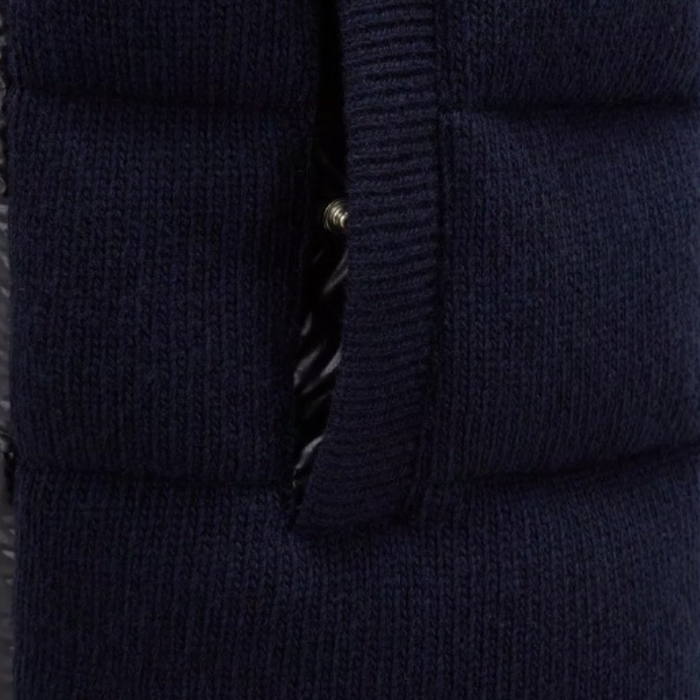 Детский жилет Moncler FW23 (темно-синий) — фото 6