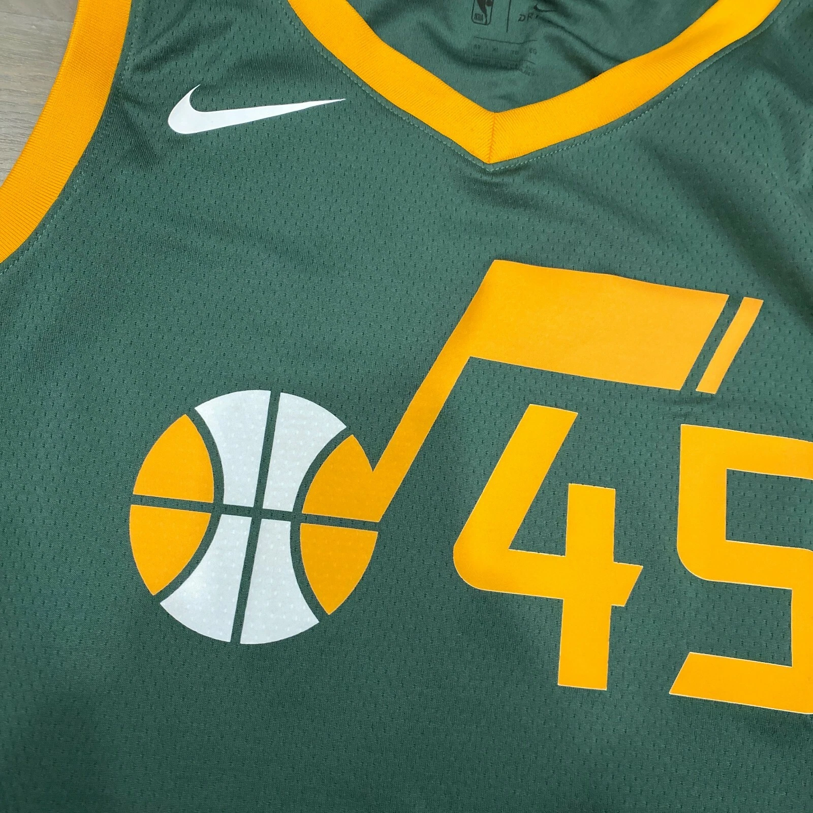 Nike Basketball Jerseys Men’s Moderate Other