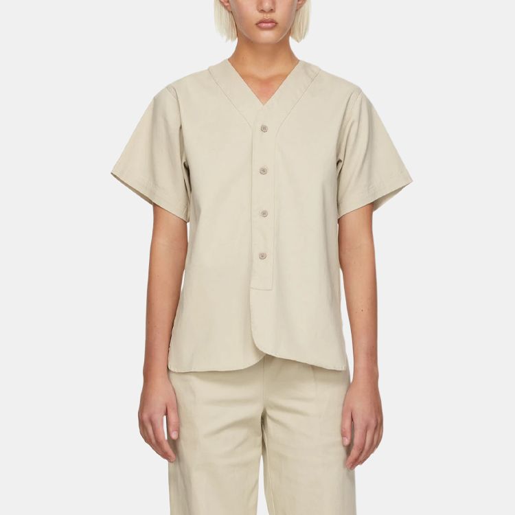 Женская рубашка Fear of God Essentials SS22 Boy Scout Shirt (пшеничная) — фото 2