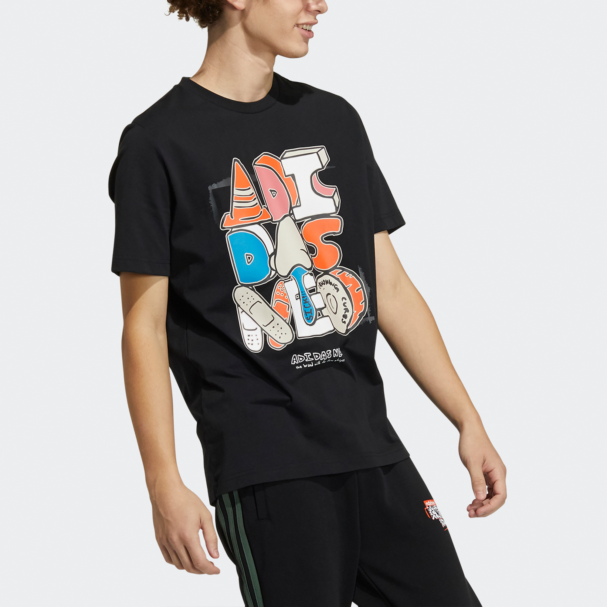 Мужская футболка adidas neo M Ssfv5 Tee1 (черная) — фото 3