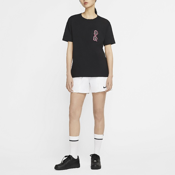 Женская футболка Nike Sportswear (черная) — фото 4