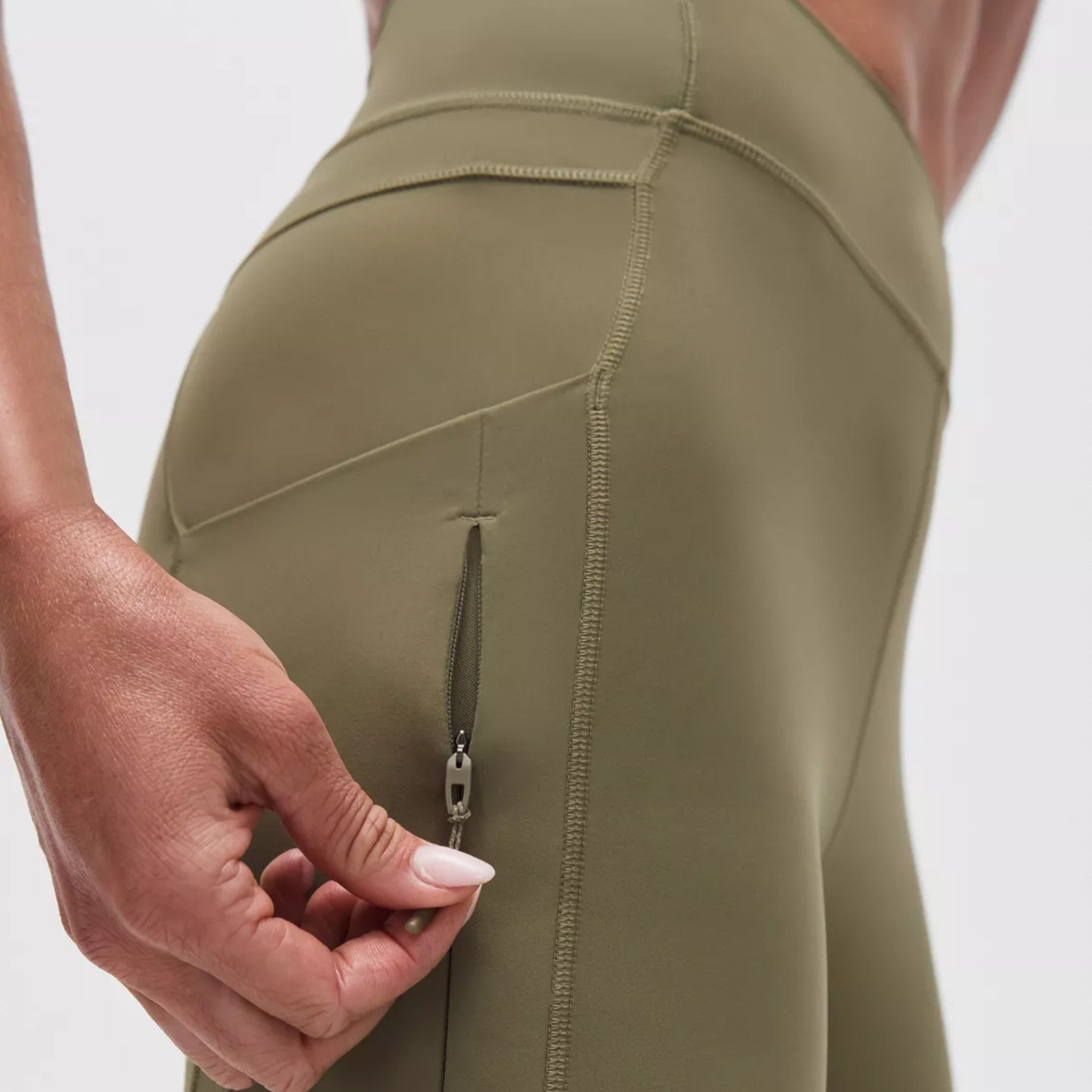 Lululemon Fast And Free Sports Shorts 8′ Women’s