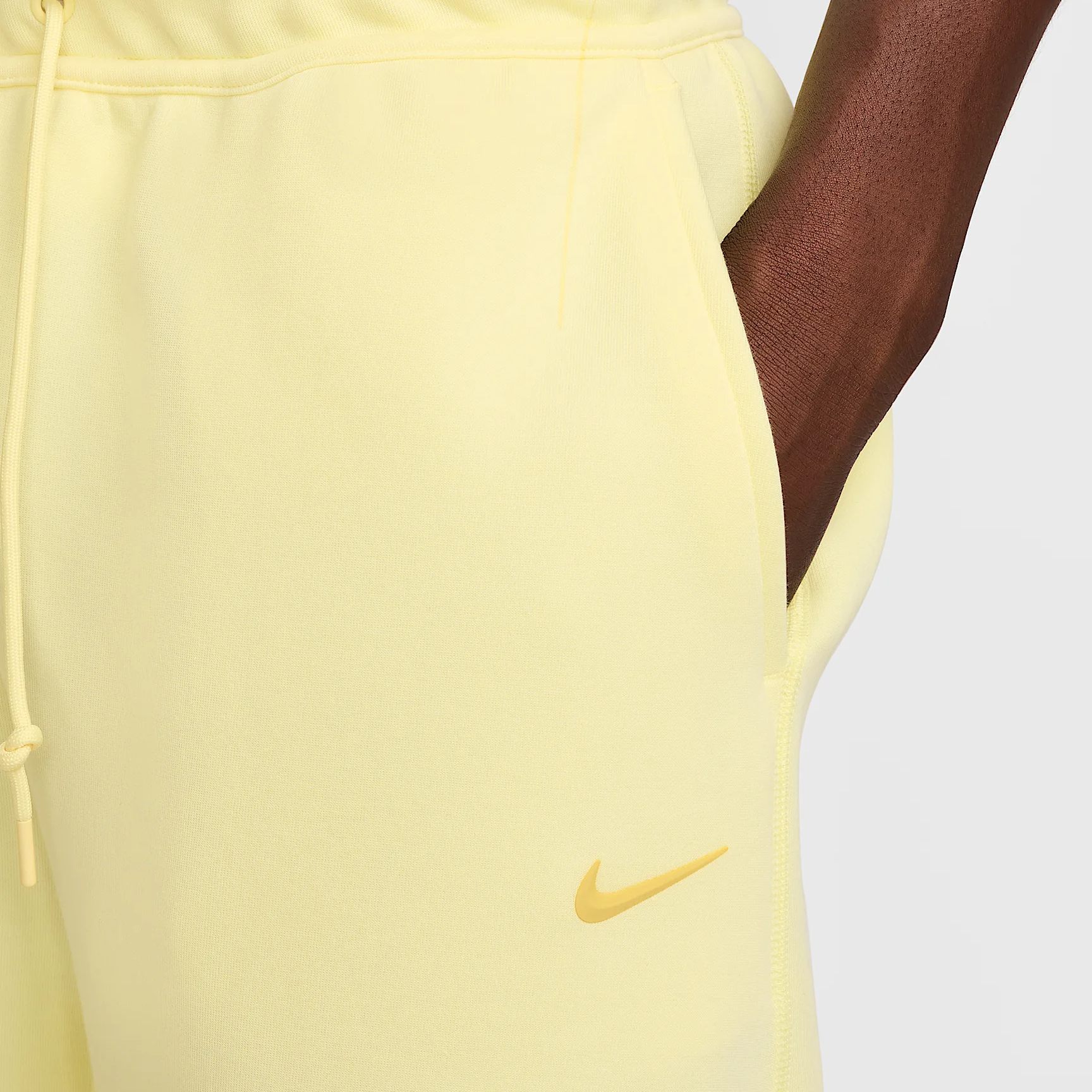 Nike NOCTA Tech Sports Pants Men’s Lemon/Bright Sulfur