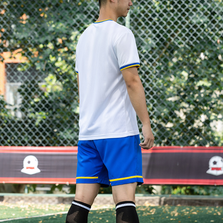 Li Ning Soccer Jersey Sets Men’s White Moderate Straight Fit