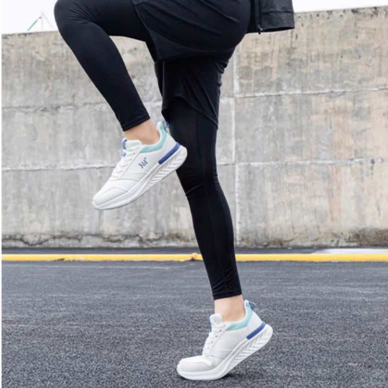 361° Cushioning Slip Resistant Low top Running Shoes Men’s White Blue