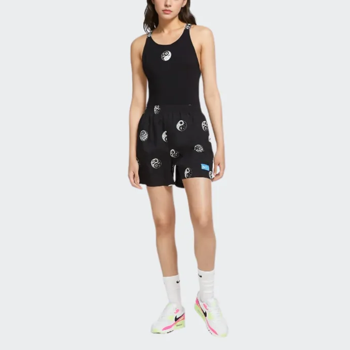 Женские шорты Nike SPORTSWEAR (черные) — фото 3