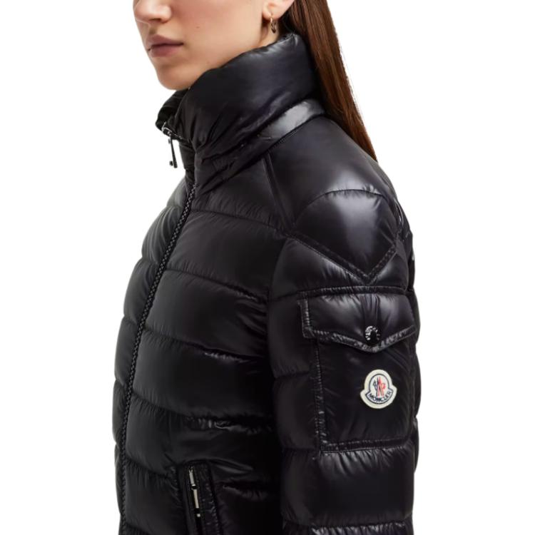 Женский пуховик Moncler Dalles Hooded Short Down SS26 (черный) — фото 5