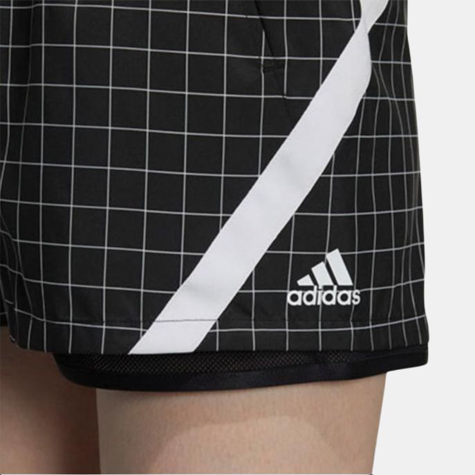 Женские шорты adidas W Spo Shorts (черные) — фото 5