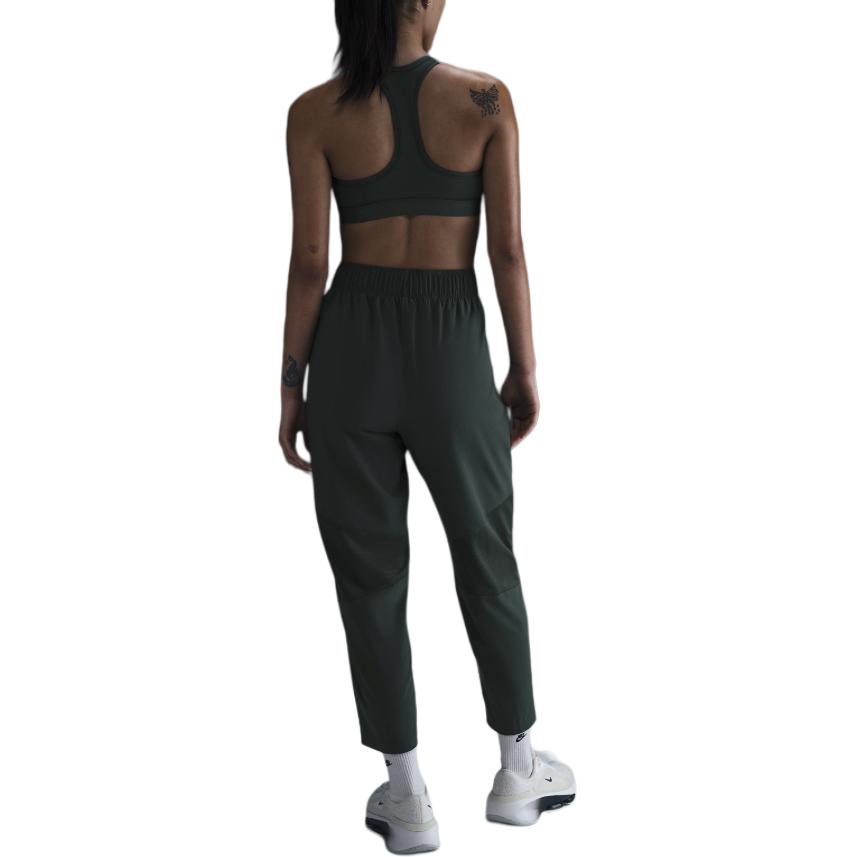 Nike Swoosh Medium Support Women’s Padded Sports Bra