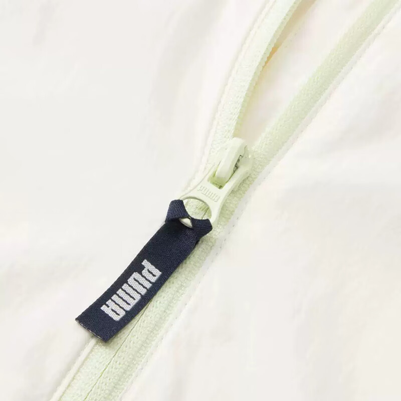Женская куртка PUMA UV WINDBREAKER logo (белая) — фото 4