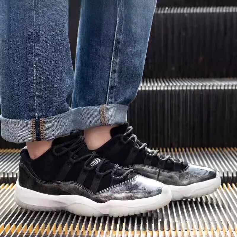 Кроссовки Jordan JordanAir Jordan 11 Low Barons GS (черные) — 黑/金属银/白 — фото 4
