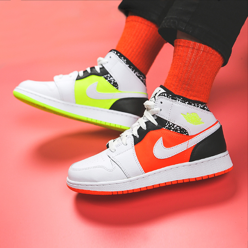 Jordan Air Jordan 1 Mid GS (оранжево-желтые) — фото 4