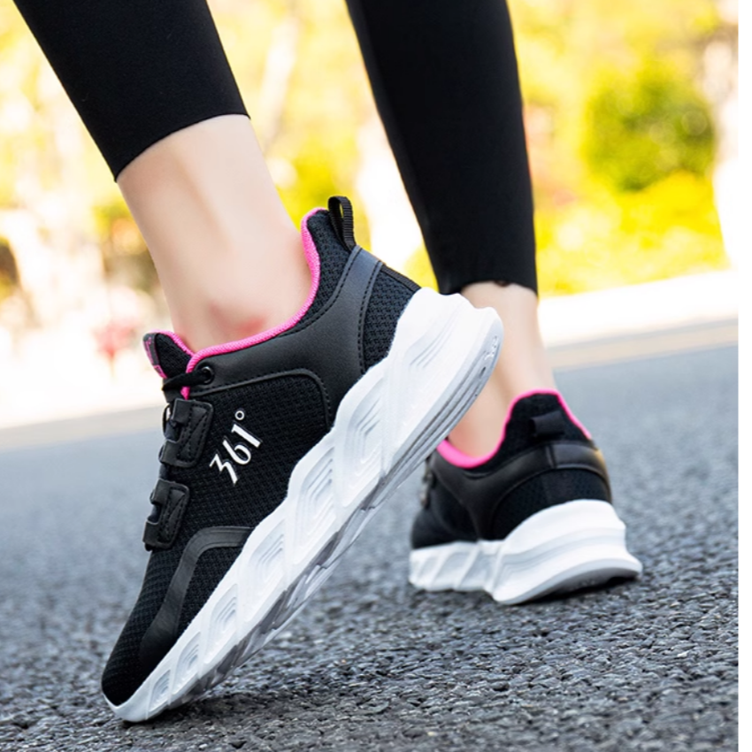 361° Breathable Mesh Cushioning, Wear Resistant Low top Running Shoes Women’s Black Pink