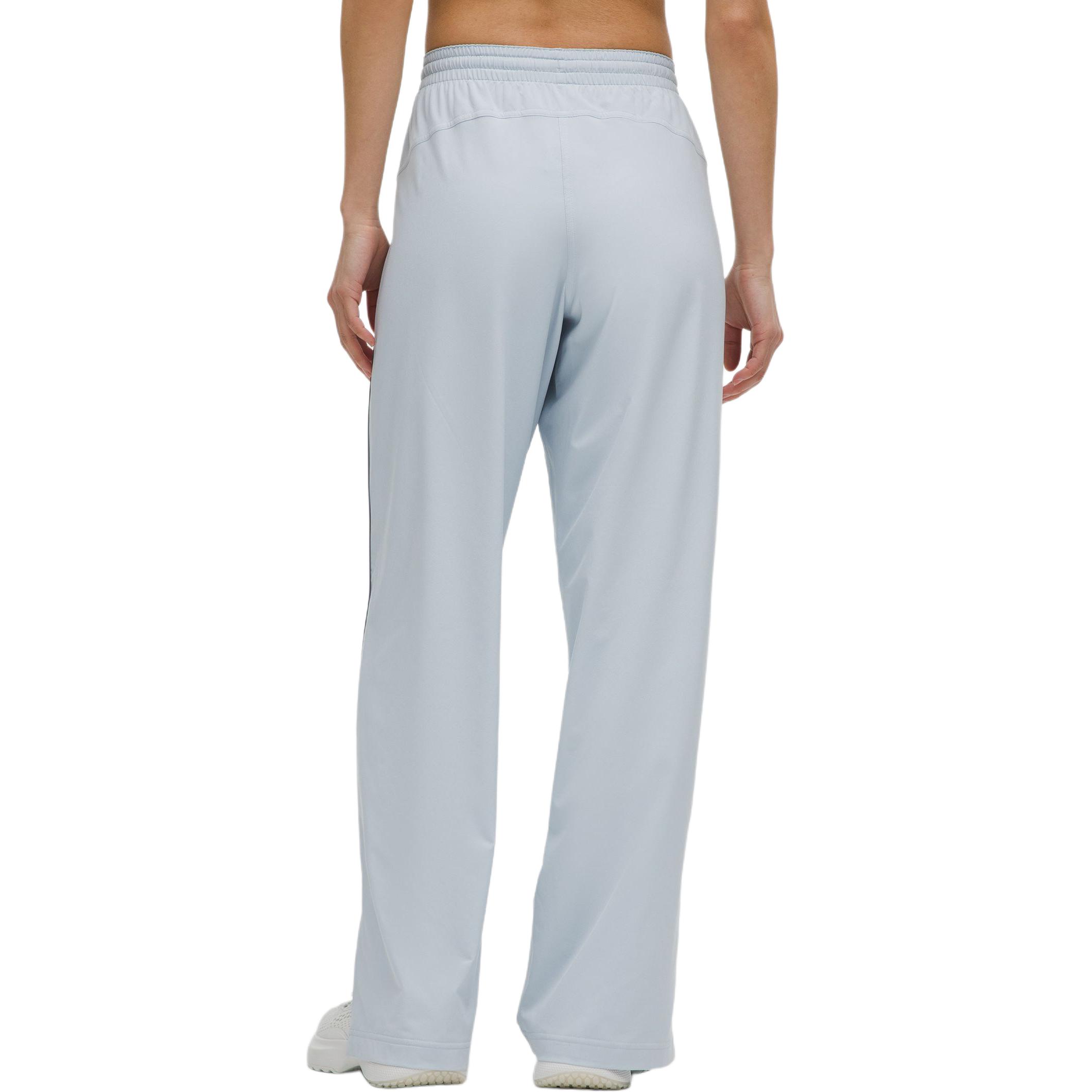 Lululemon Sports Pants 30′ Women’s Starch Blue/Sun Gray