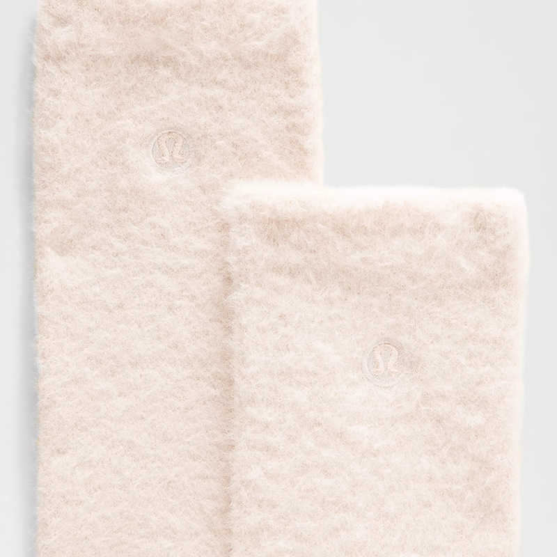 Lululemon Crew Socks Women’s 2 Pack Light Ivory White