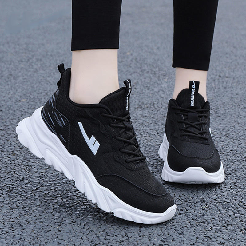 Warrior Comfortable And Breathable Cushioning, Wear Resistant Low top Casual Running Shoes Women’s Black