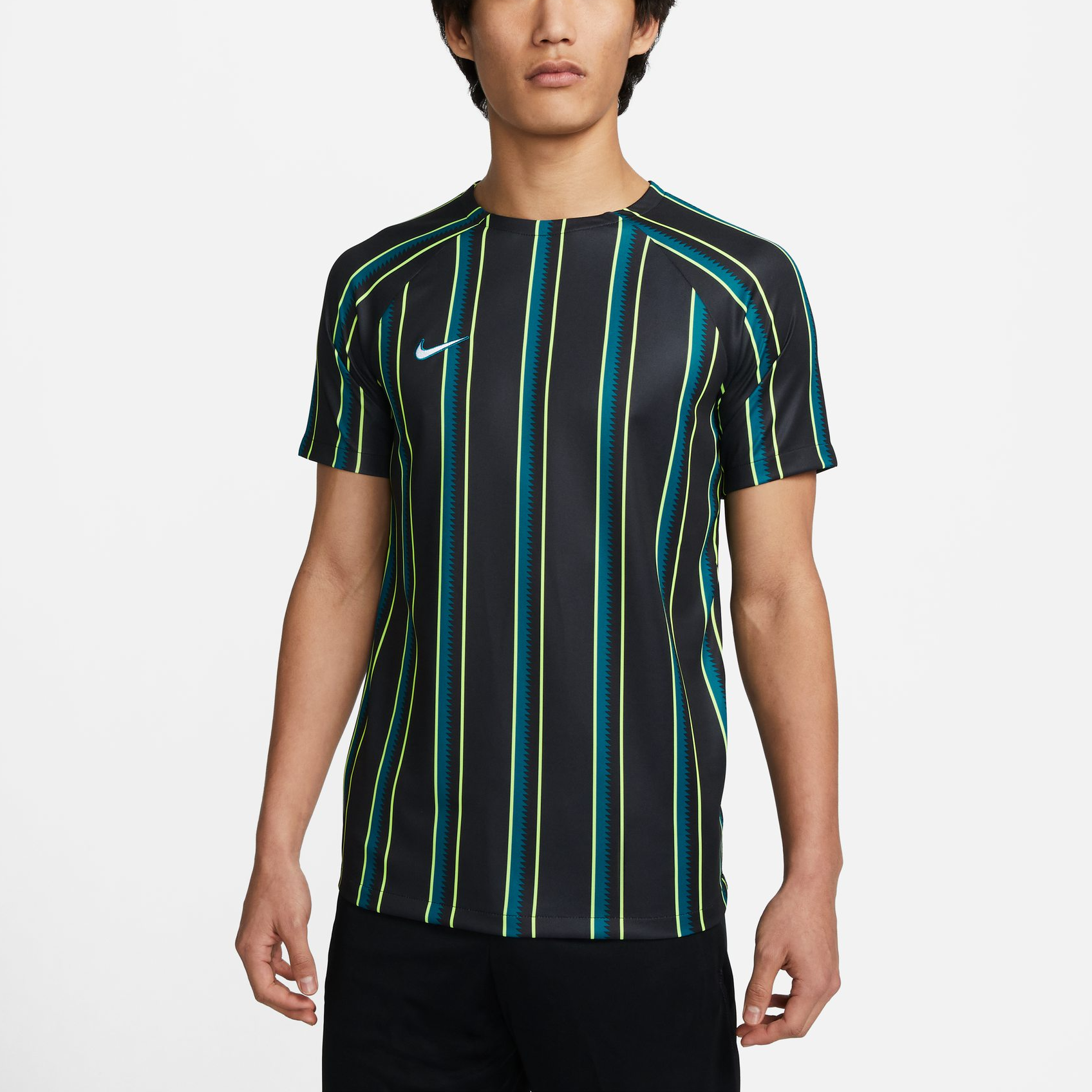 Nike Soccer Jerseys Men’s Black Moderate Straight Fit