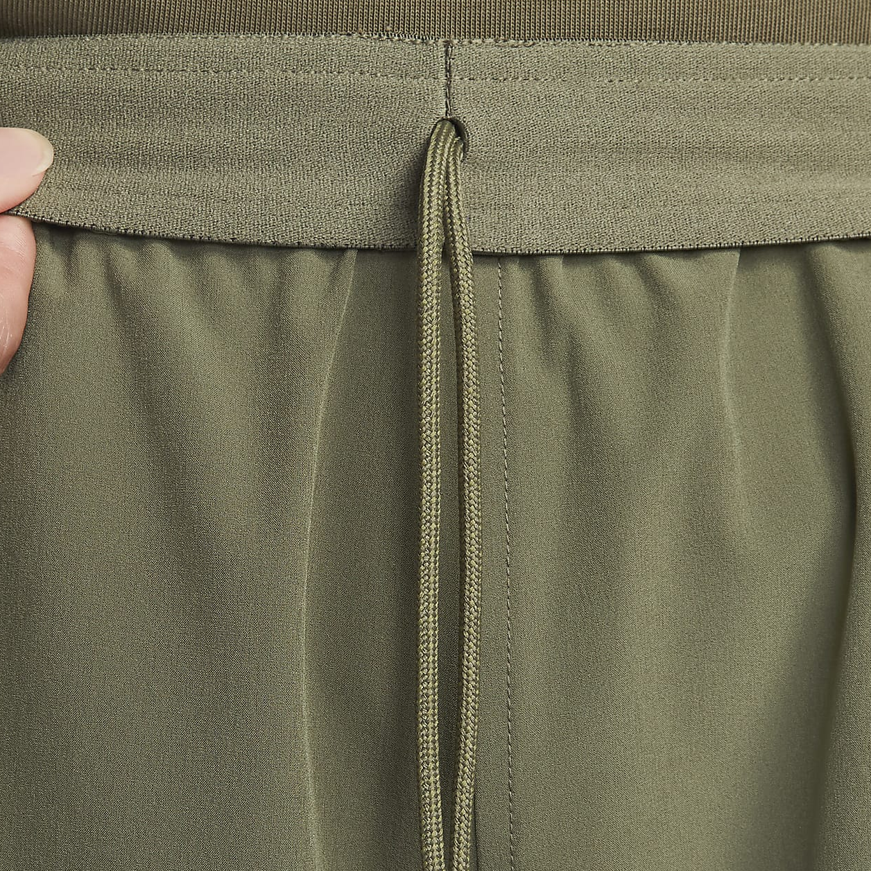 Nike ACG Sports Shorts Men’s Green Moderate