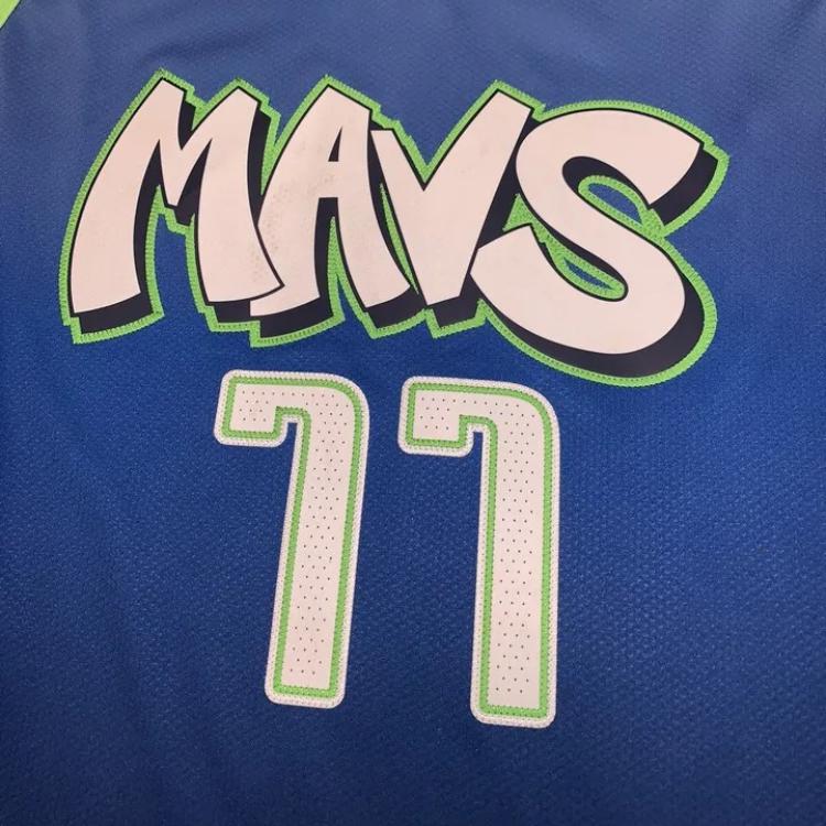 Nike Basketball Jersey Men’s Blue
