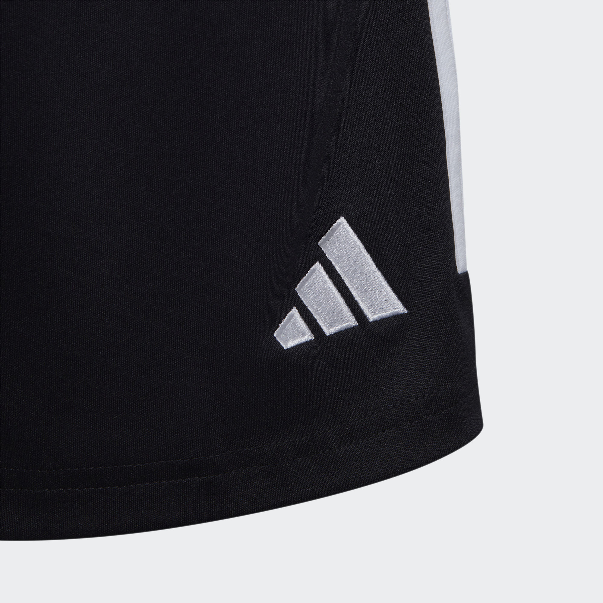 Мужские шорты adidas (черные) — фото 4
