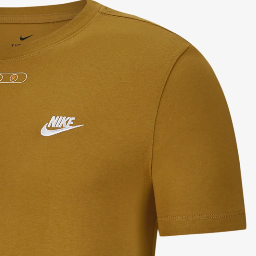 Мужская футболка Nike Sportswear Земля (горчичная) — фото 3