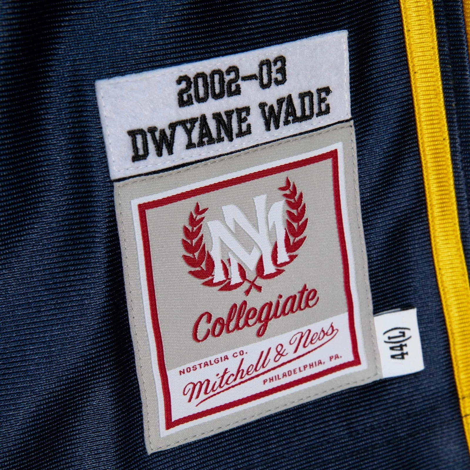 Mitchell Ness «NCAA Marquette 2002 Dwyane Wade» basketball jersey