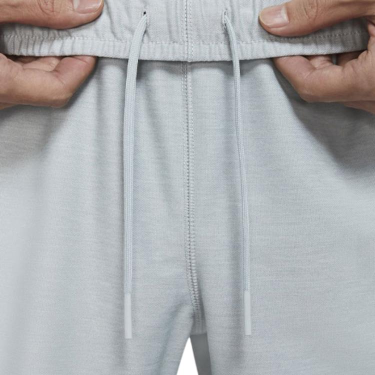 Мужские штаны Nike Sportswear Tech Pack Logo (серые) — фото 4
