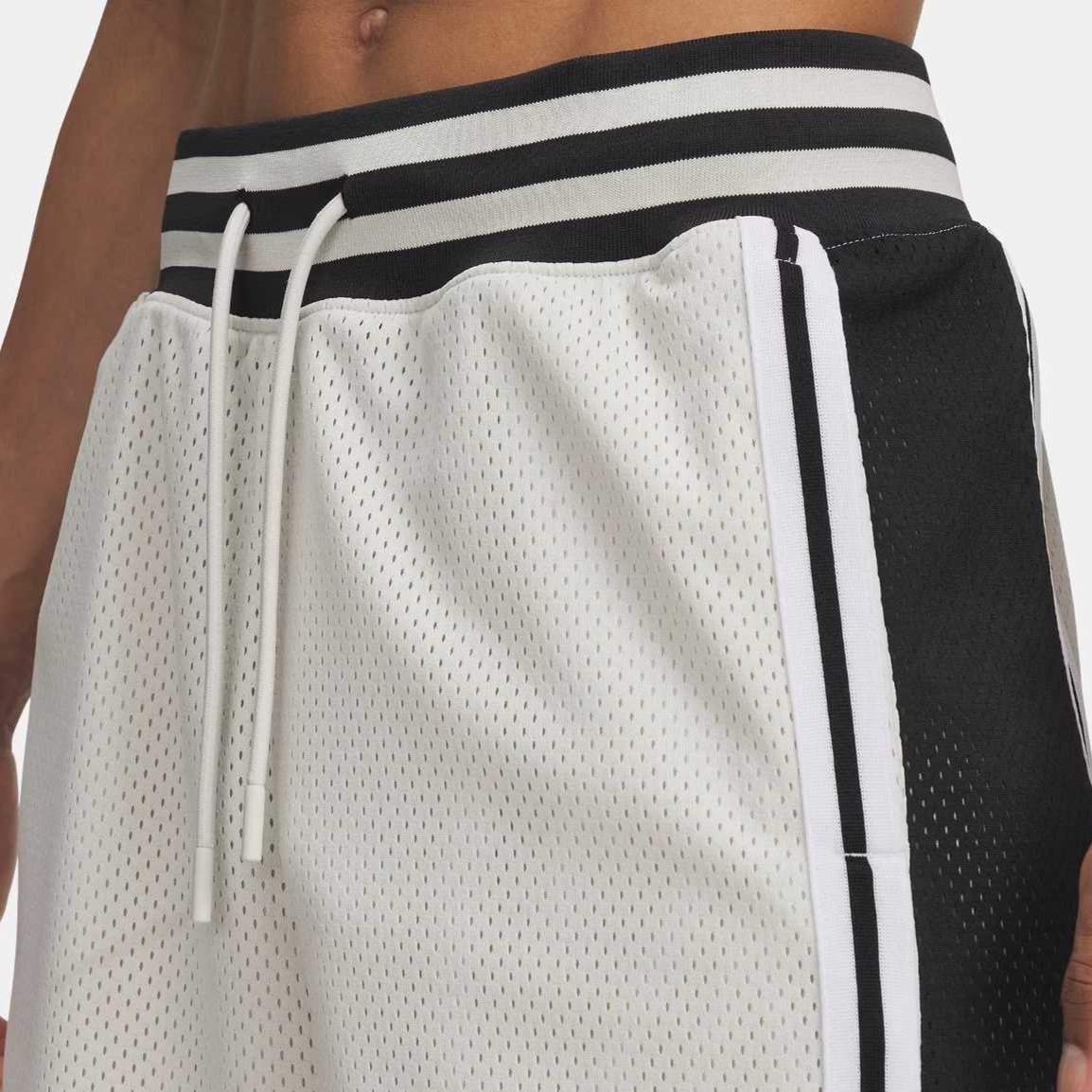 Under Armour Sports Shorts Men’s